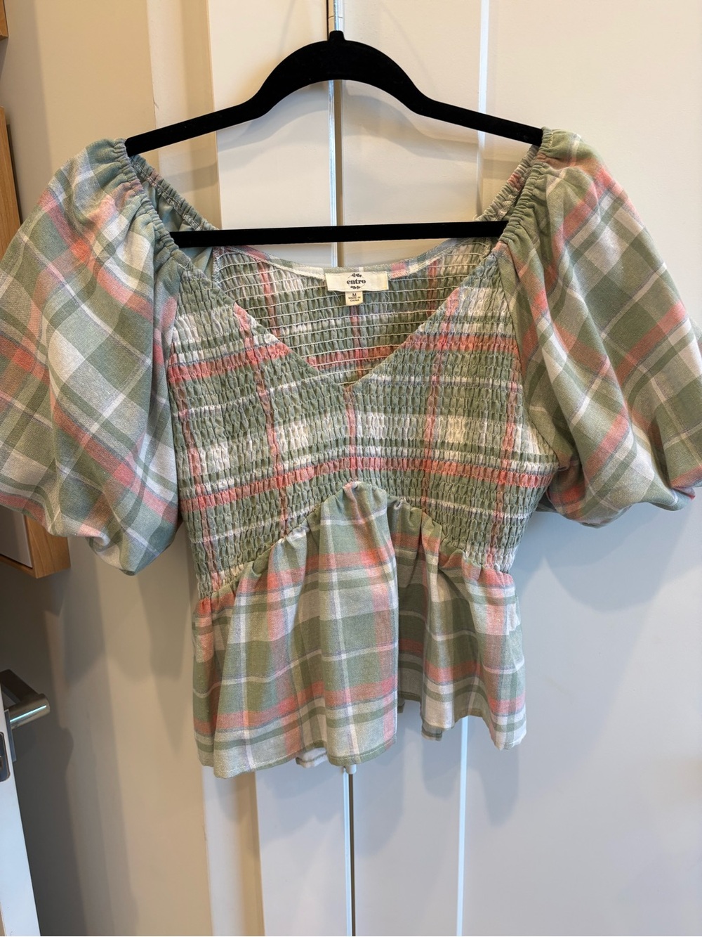 entro Pastel Green Plaid Smocked Puff-Sleeve Top